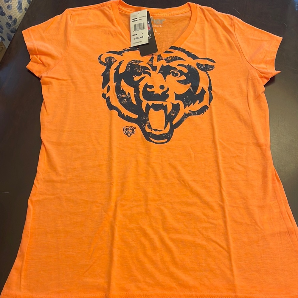 Women's Chicago Bears t shirt NWT. Size L